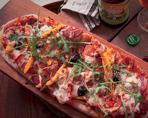 A picture of a Pizza plank from our best pub menu